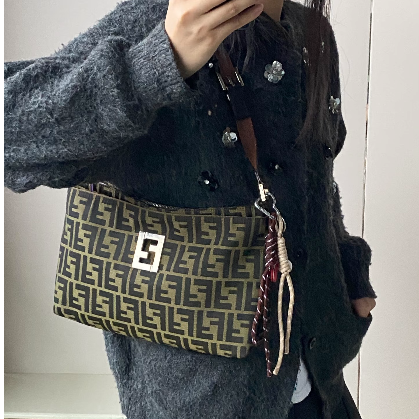 95新 FENDI/芬迪 暮野奢品/芬迪单肩包/23034