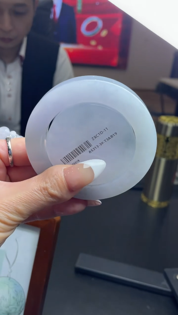 【闪购商品】定制翡翠手镯未镶嵌DDH85597