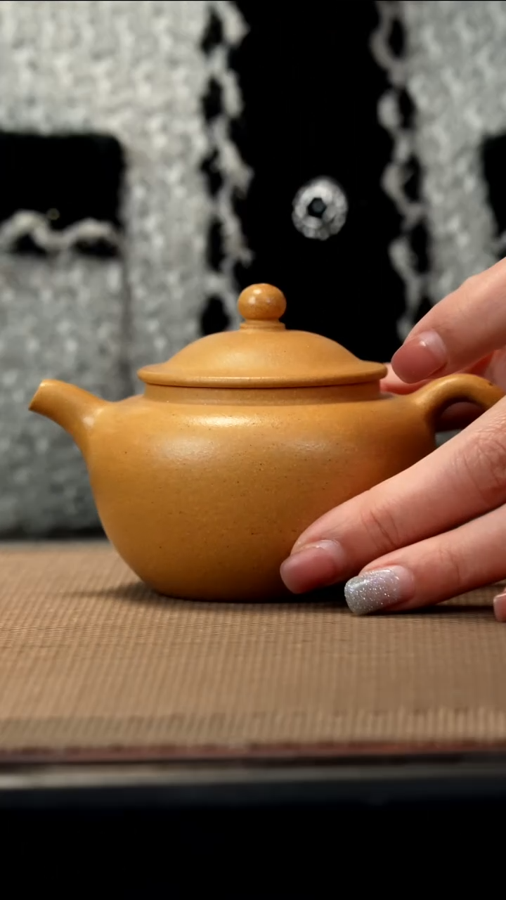 紫砂茶盏黄金段莲子160CC