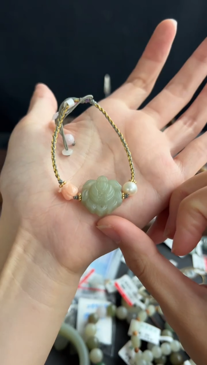 手串未镶嵌和田玉4828买断