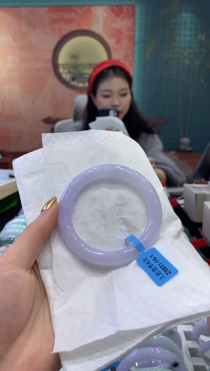 【闪购商品】翡翠手镯未镶嵌多人05004