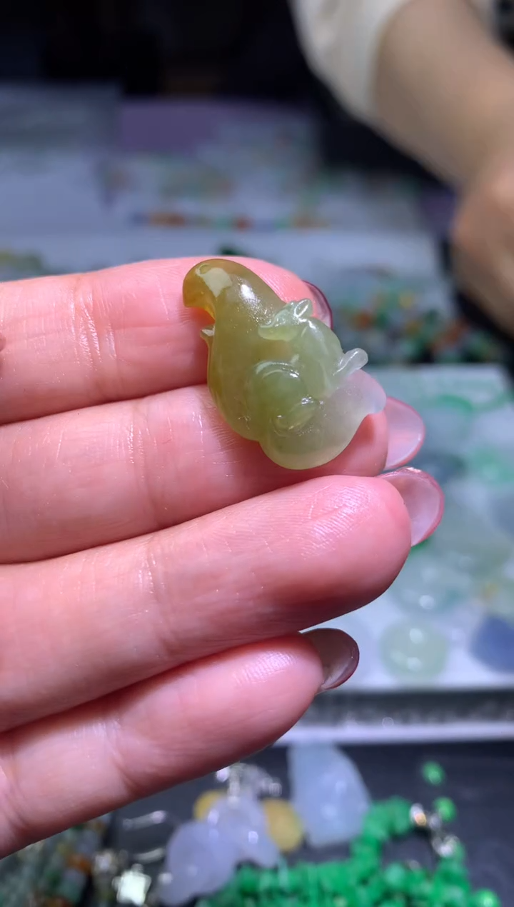 【闪购商品】定制翡翠未镶嵌毛货