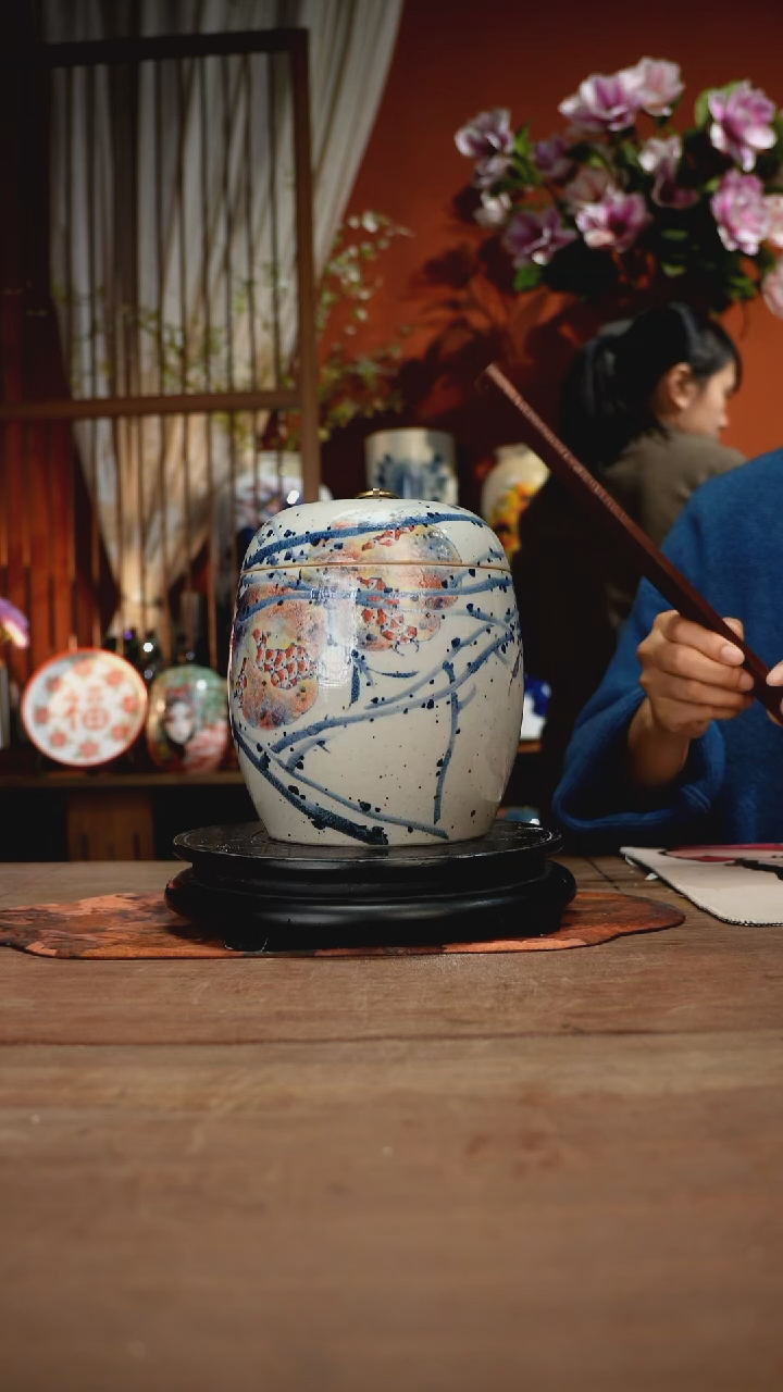 当代高温釉下彩手绘陶瓷餐具