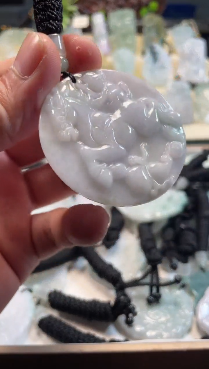 颈饰未镶嵌翡翠12/08/036