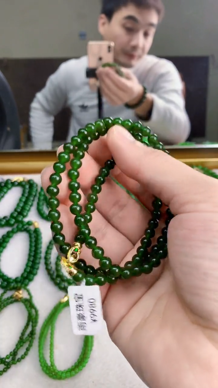 项链未镶嵌和田玉卡6无黑菠菜绿
