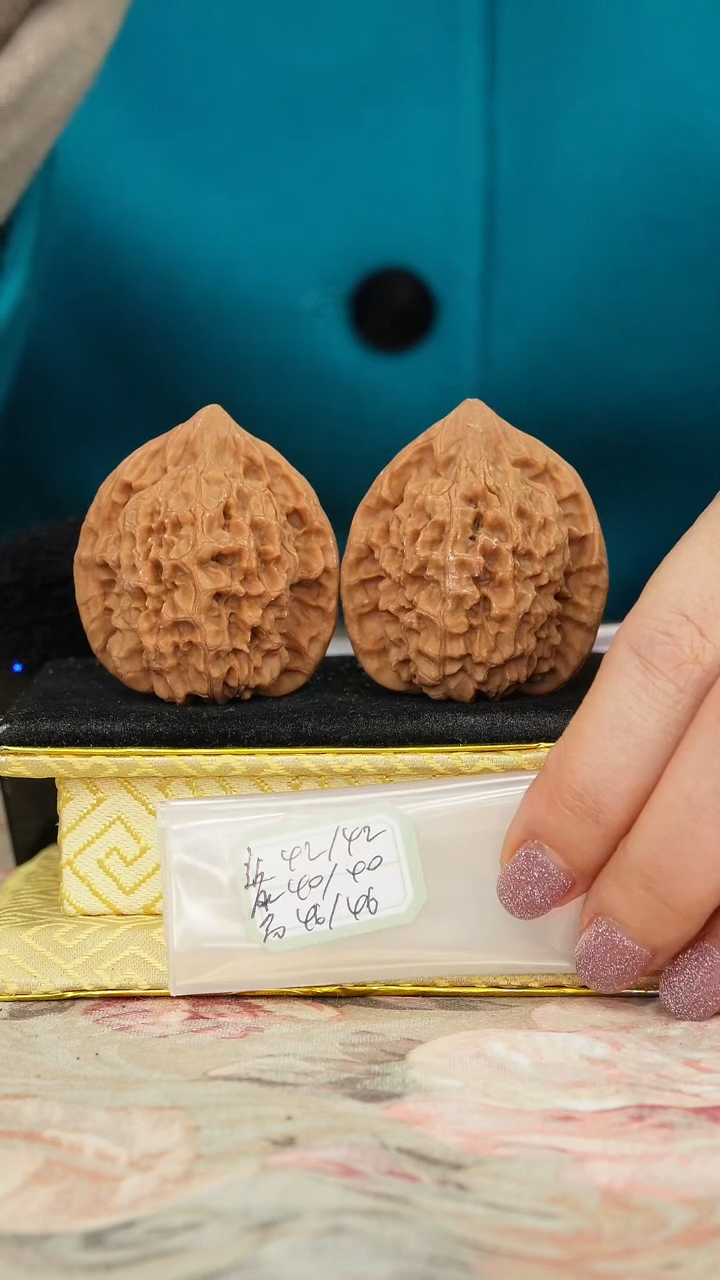 【闪购商品】文玩核桃把件官帽