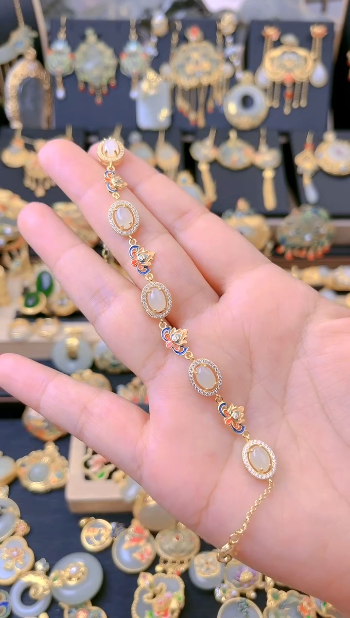 【闪购商品】和田玉手链银S925镀金镶嵌莲花蛋面手链