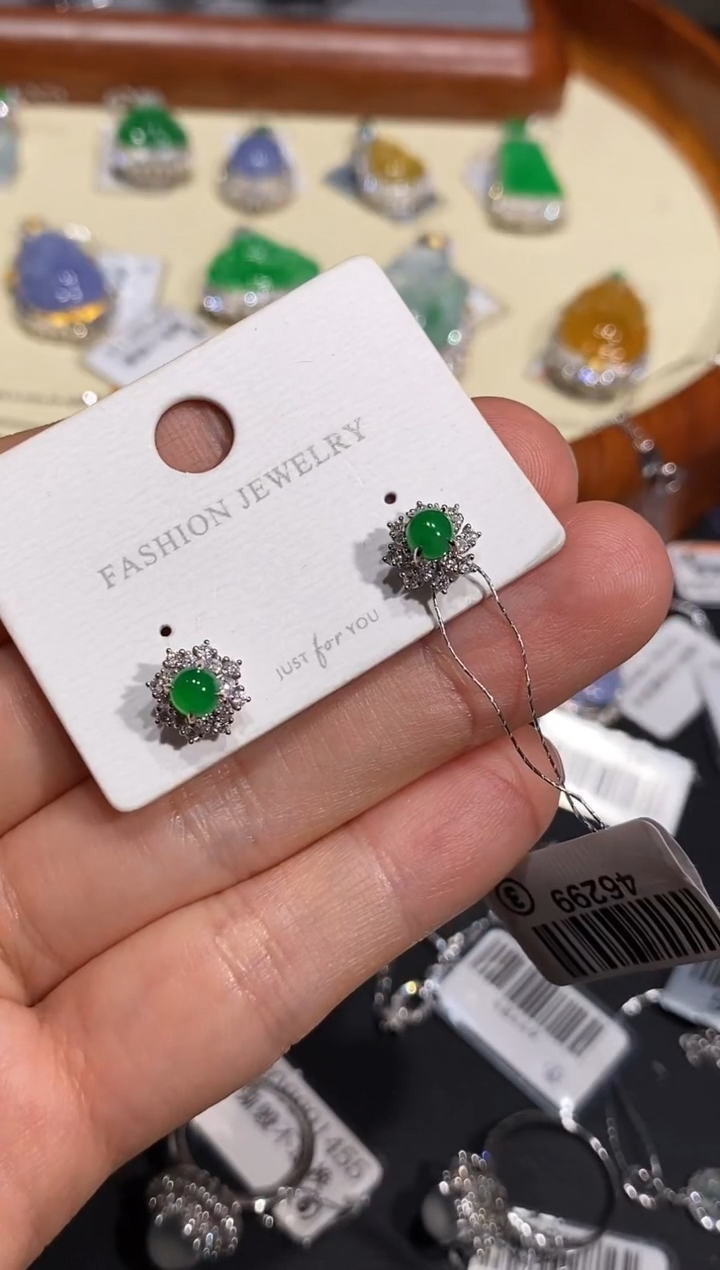 【闪购商品】翡翠耳饰18K金镶嵌耳饰