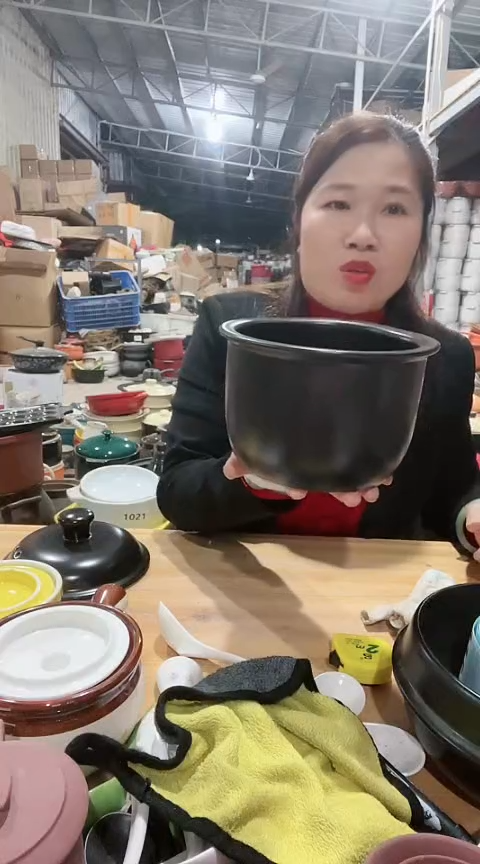 【闪购商品】a01瑕疵1.2黑锅不带盖，，