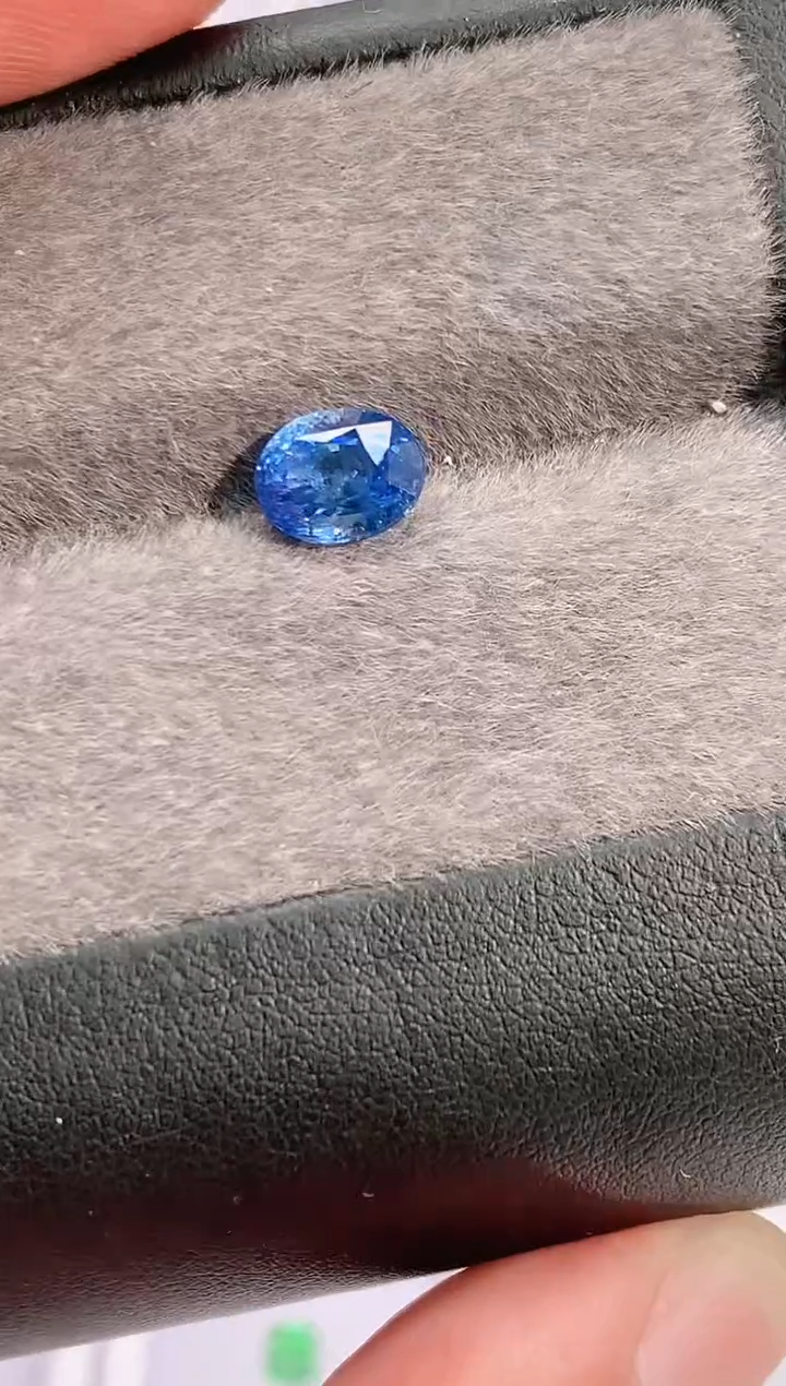 裸石蓝宝石2.65-10600天然无烧矢车菊蓝宝石