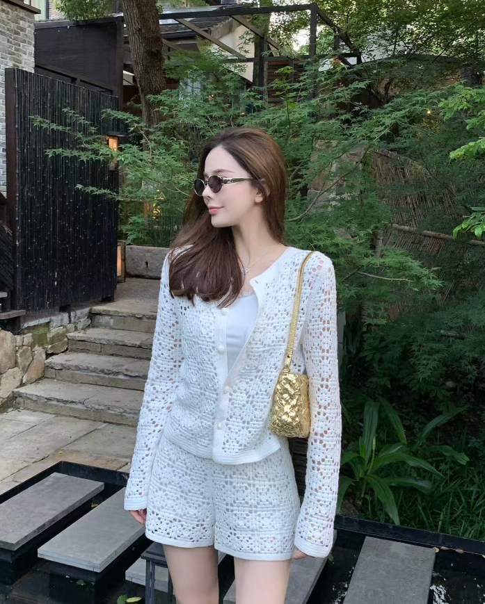 时尚美衣一件