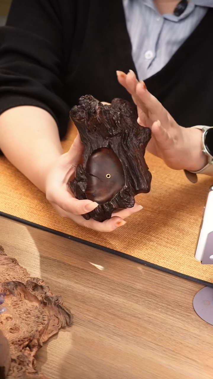 6号云小屋紫柚木香插