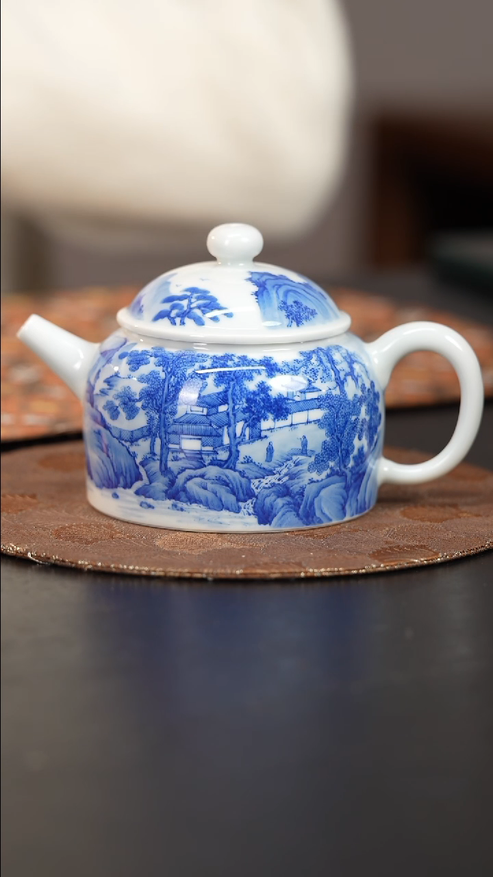 【闪购商品】杯看山柴窑青花山水