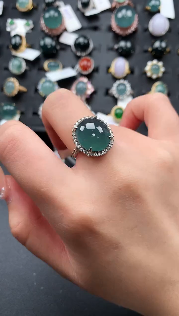 【闪购商品】翡翠戒指足金镶嵌52141