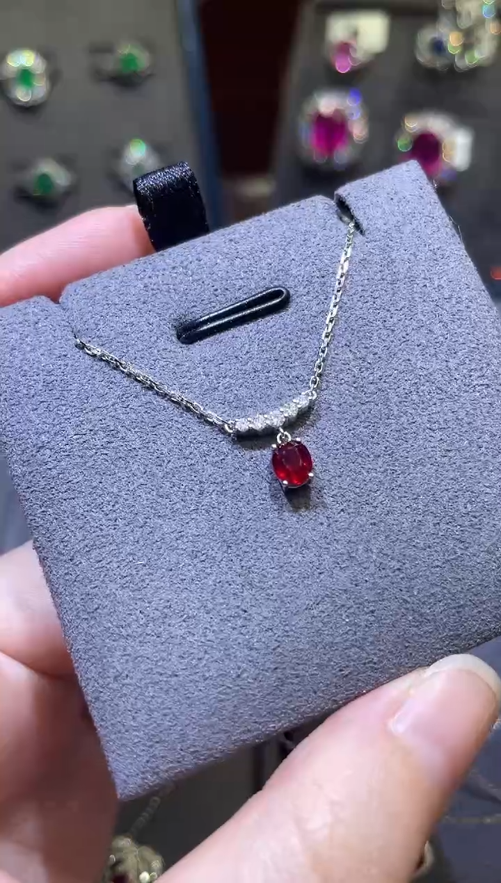【闪购商品】红宝石吊坠(不含链)18K金镶嵌/0.53ct