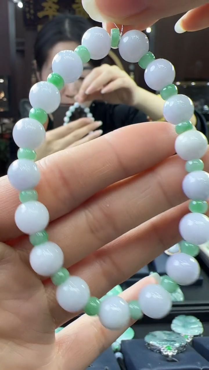 【闪购商品】翡翠挂件未镶嵌手串