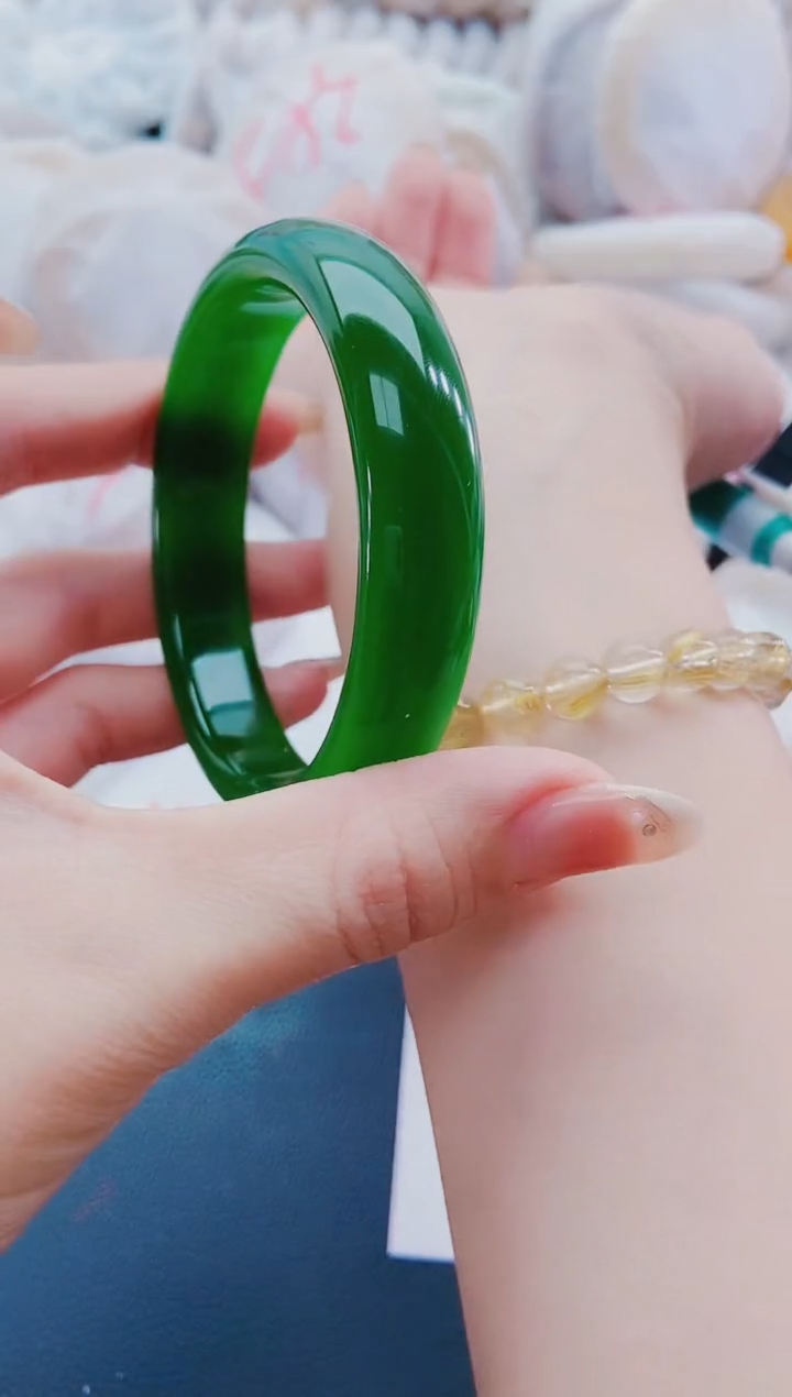 未镶嵌手镯石英质玉M86-62-63