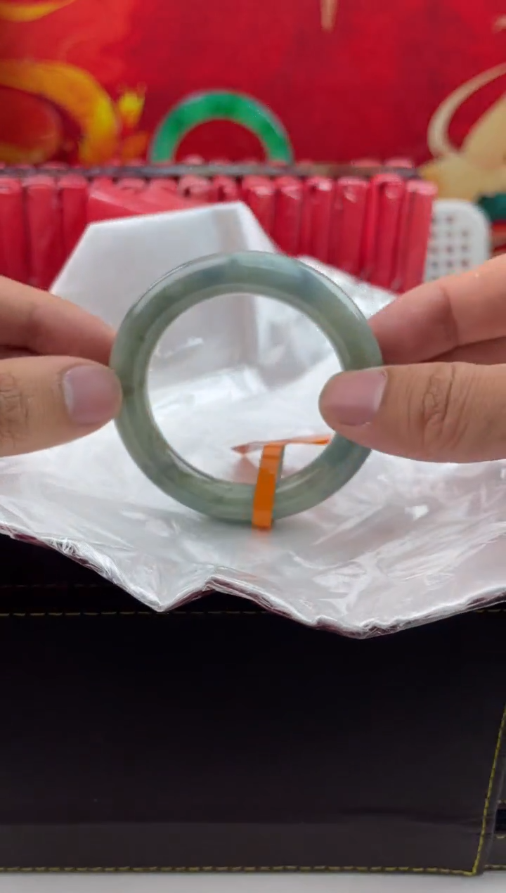【闪购商品】翡翠手镯未镶嵌翡翠手镯（微瑕）11