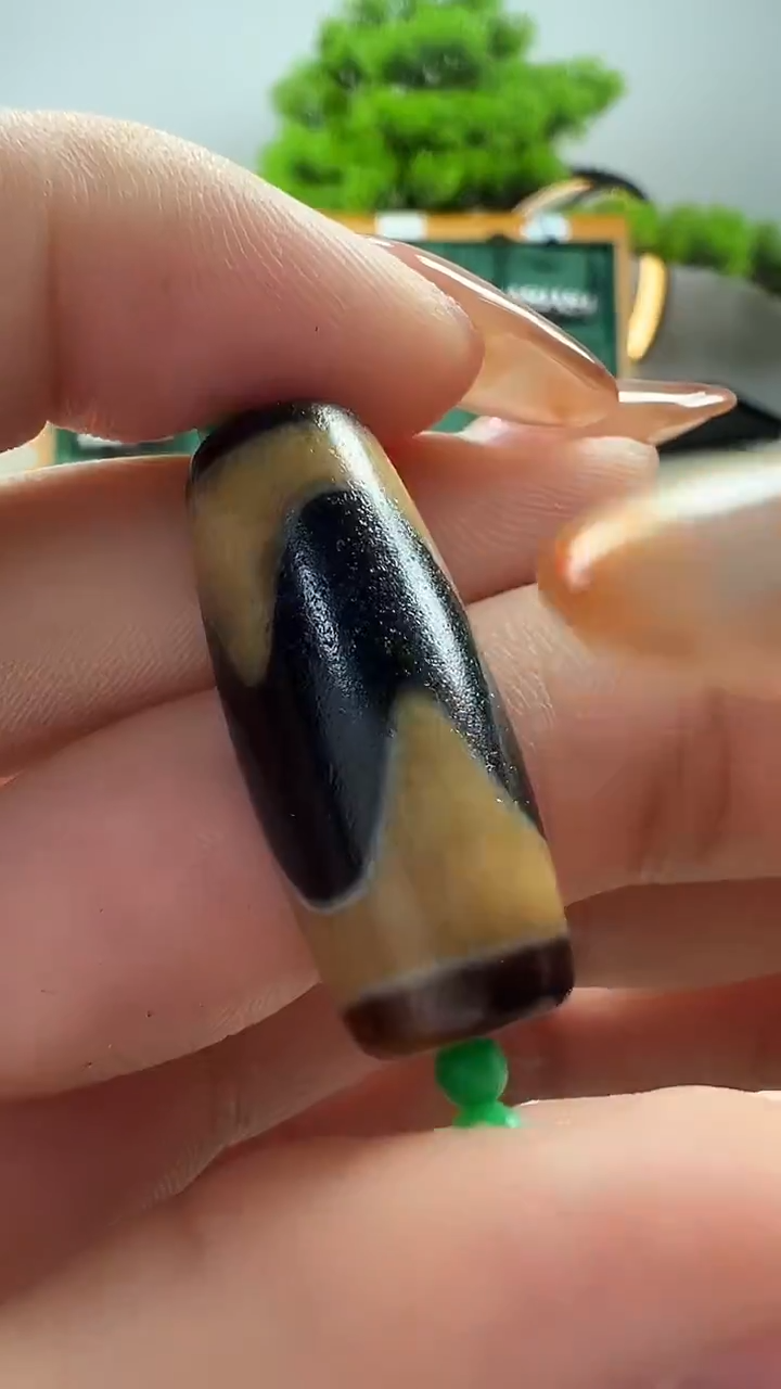 玛瑙/玉髓（覆膜）颈饰未镶嵌21.（微瑕）