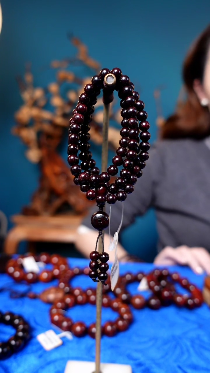 【闪购商品】木 本降真香海南红降花梨公手串