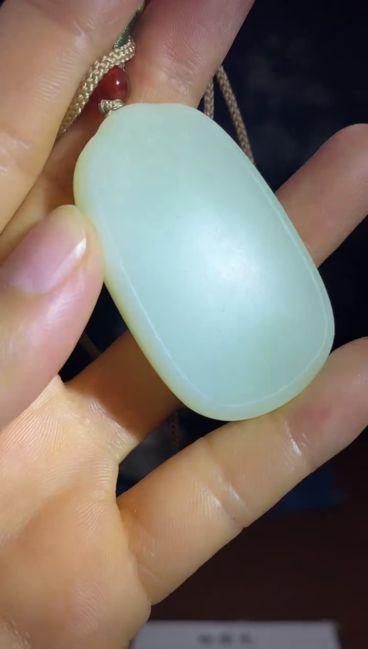 和田玉未镶嵌颈饰D069