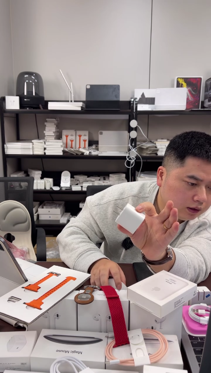 99新Apple苹果20瑕疵头