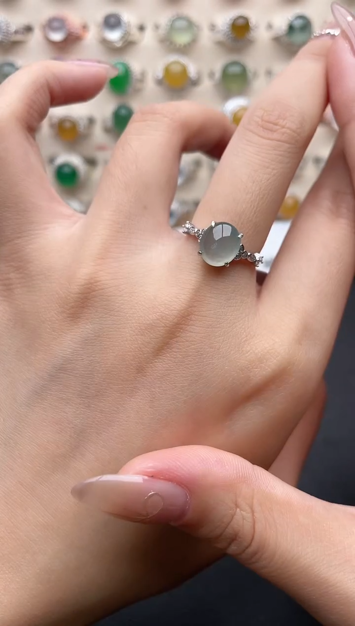 【闪购商品】翡翠戒指银S925镶嵌一物一证一礼盒