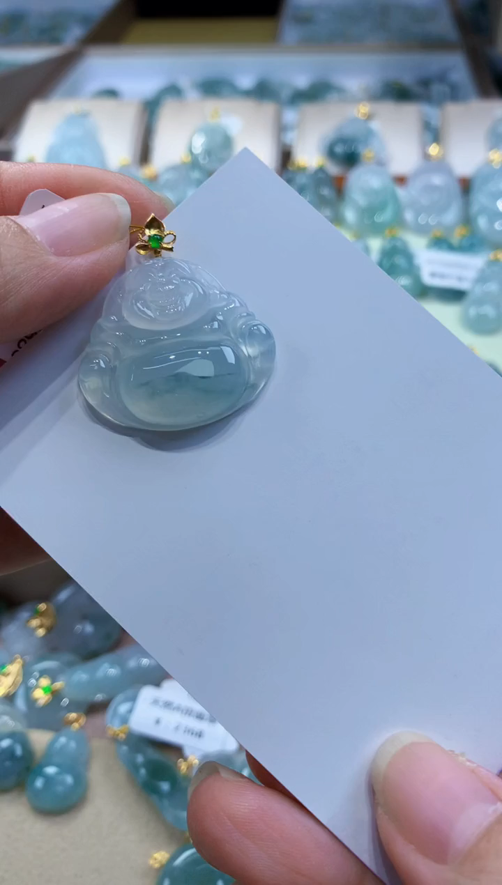 翡翠18K金镶嵌颈饰天然缅甸a货翡翠