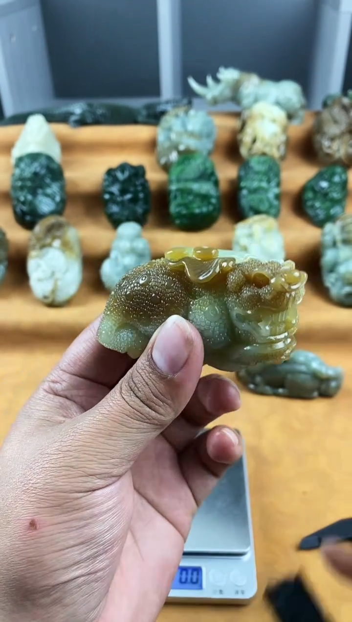 未镶嵌和田玉把件1