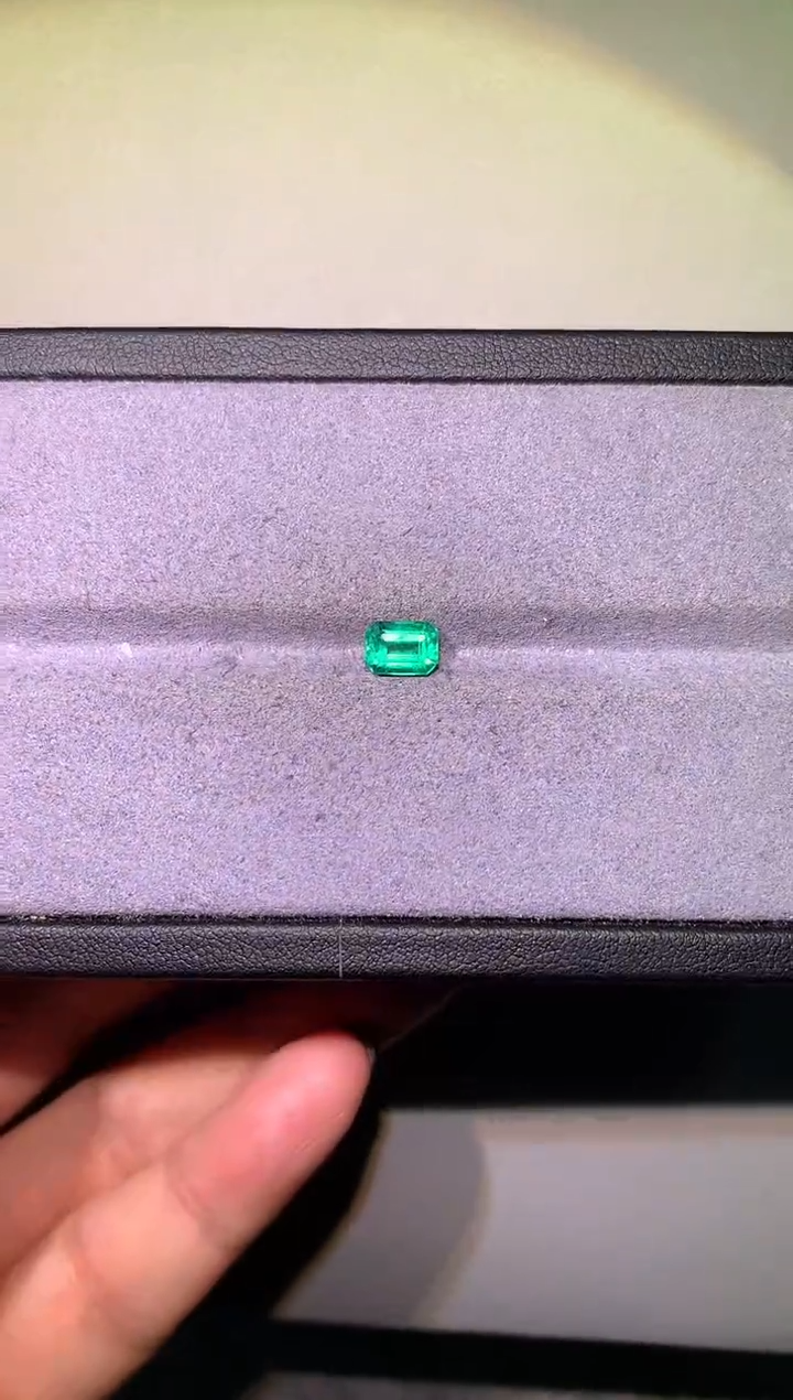 【闪购商品】祖母绿裸石未镶嵌1.16ctVVG微油VB吉尔德A186