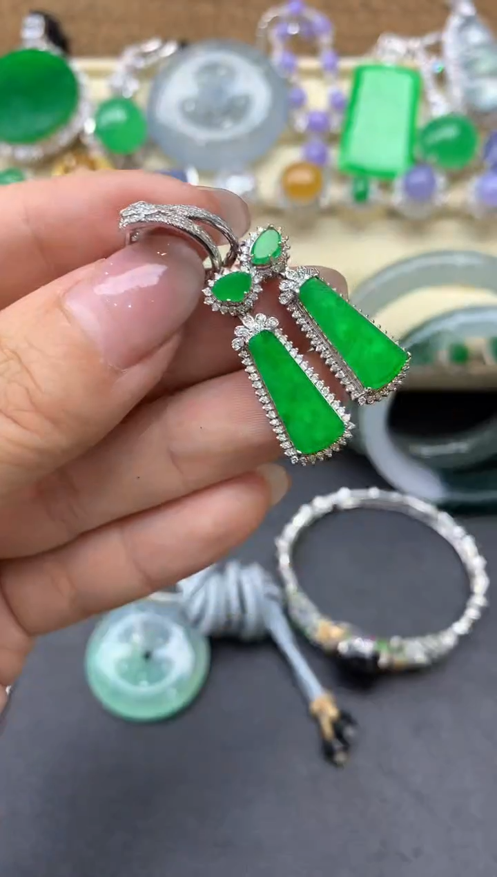 【闪购商品】翡翠耳饰18K金镶嵌535-中国好珍宝