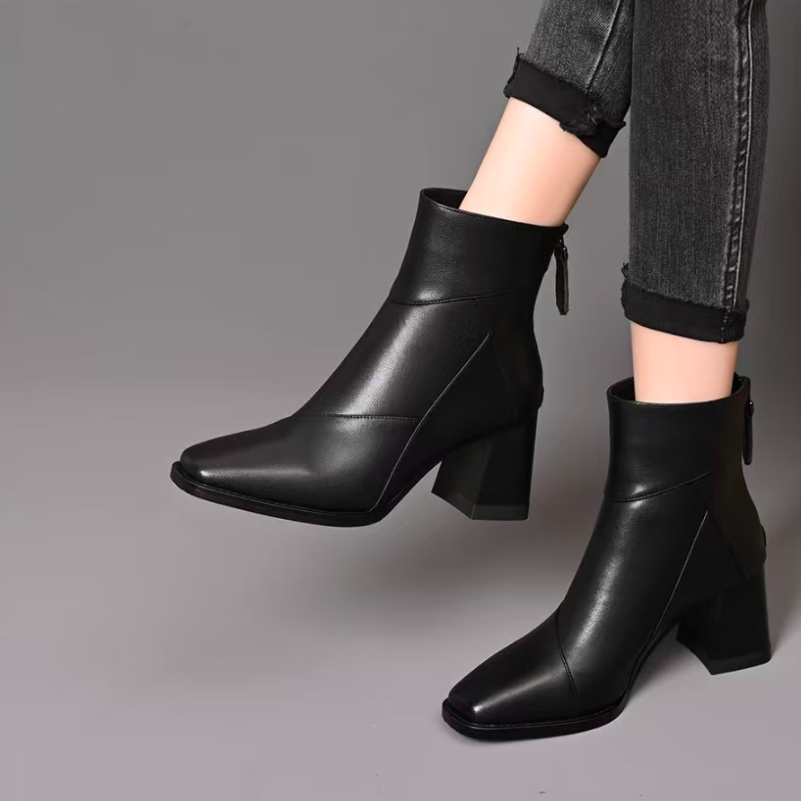 粗跟短靴女2025新款高跟冬季加绒棕色瘦瘦靴英伦风复古马丁靴K1