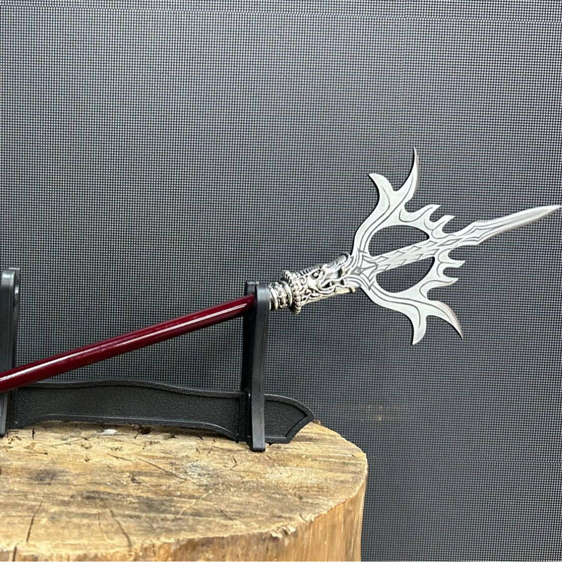 龙泉沈广隆- 凤翅镏金镋 宇文成都 宝剑 未开刃