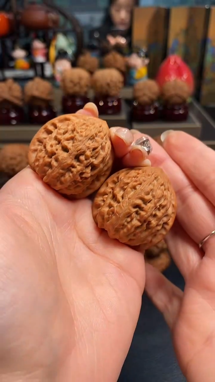 【闪购商品】文玩核桃把件A986金牛37