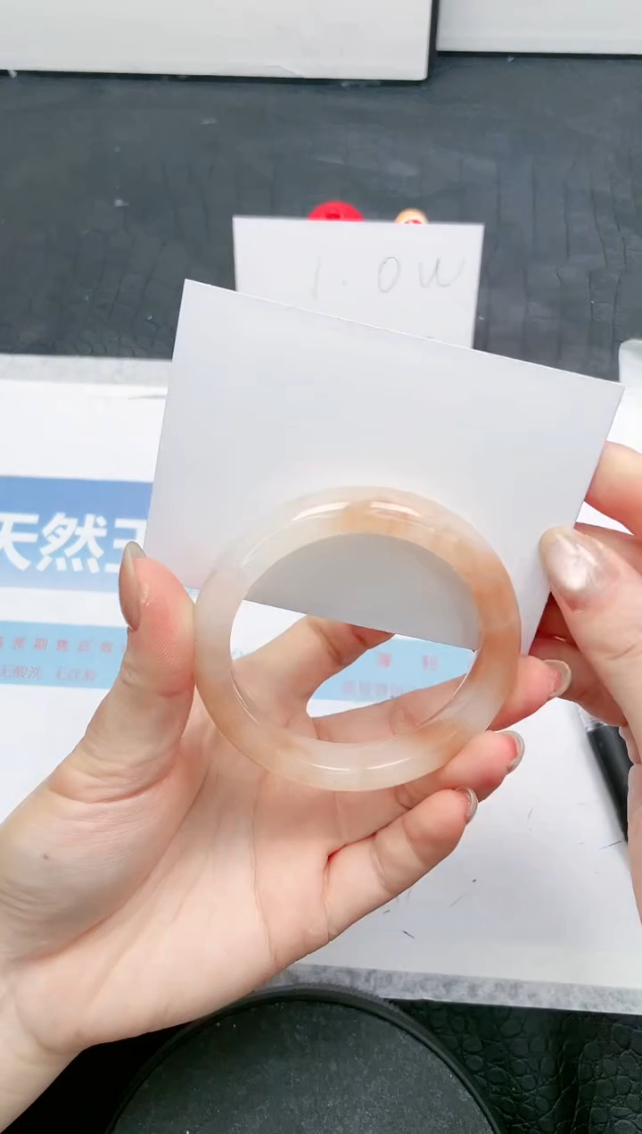 【闪购商品】石英质玉手镯未镶嵌158-54.6