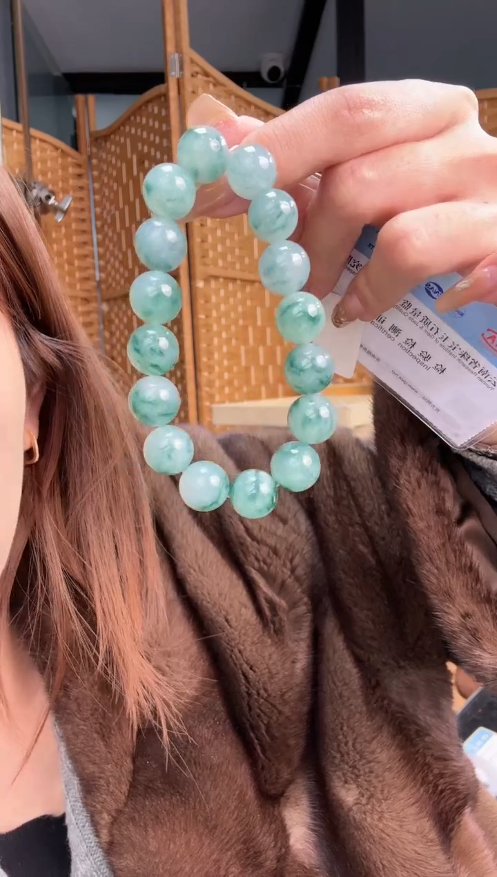 【闪购商品】翡翠颈饰未镶嵌手串