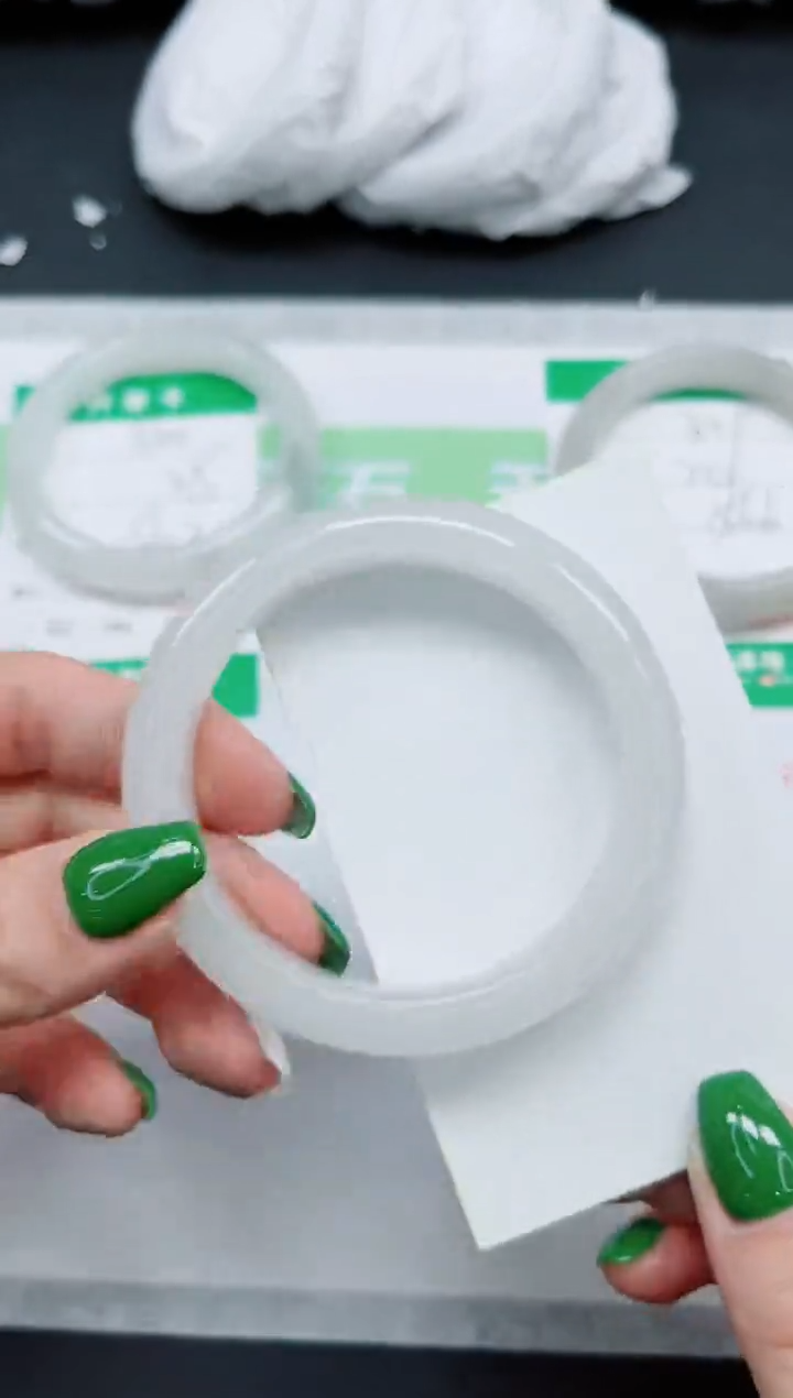 石英质玉手镯未镶嵌331-56.4