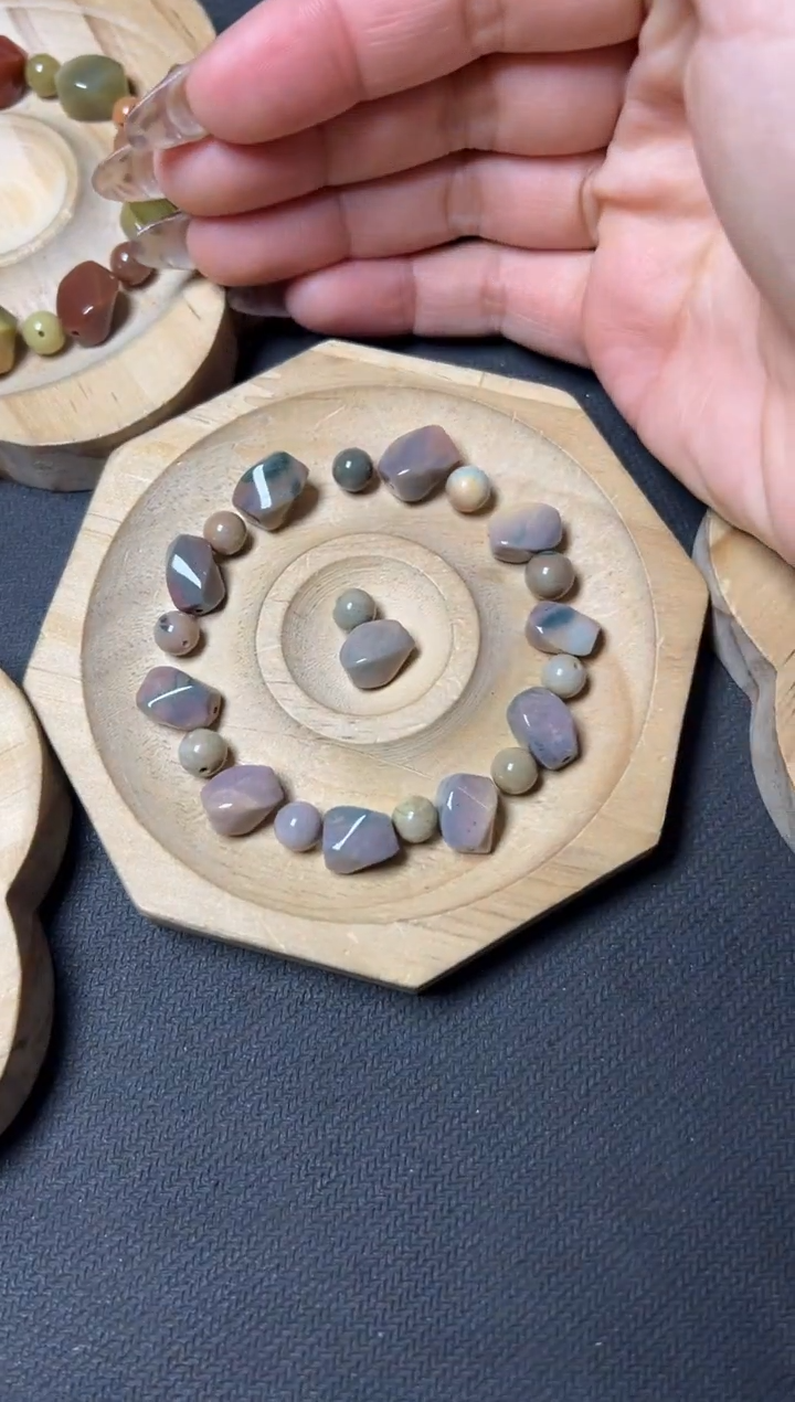 未镶嵌手链石英质玉桂**粥115