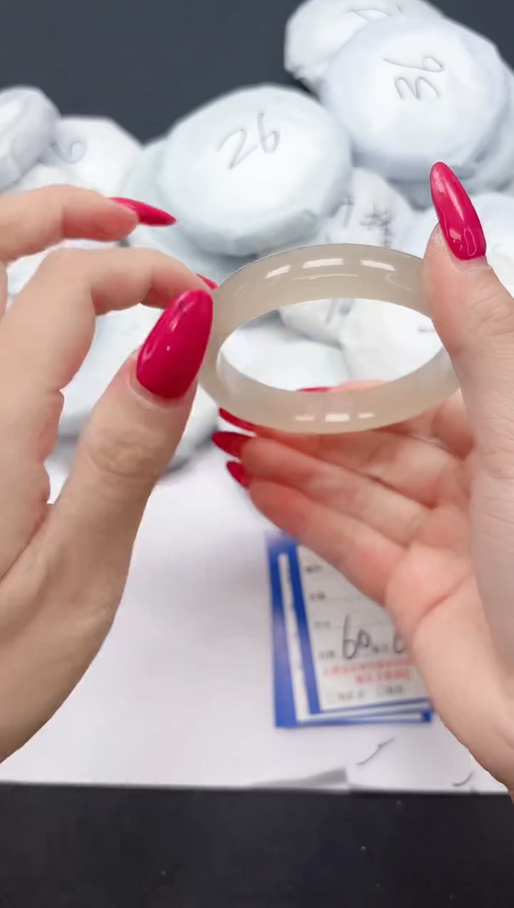 未镶嵌手镯石英质玉A304/6061