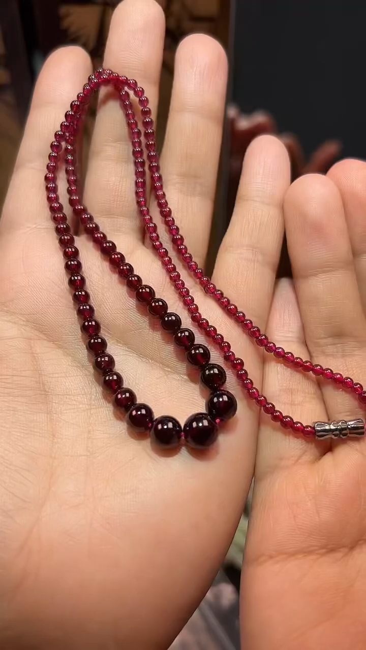 【闪购商品】石榴石颈饰未镶嵌1