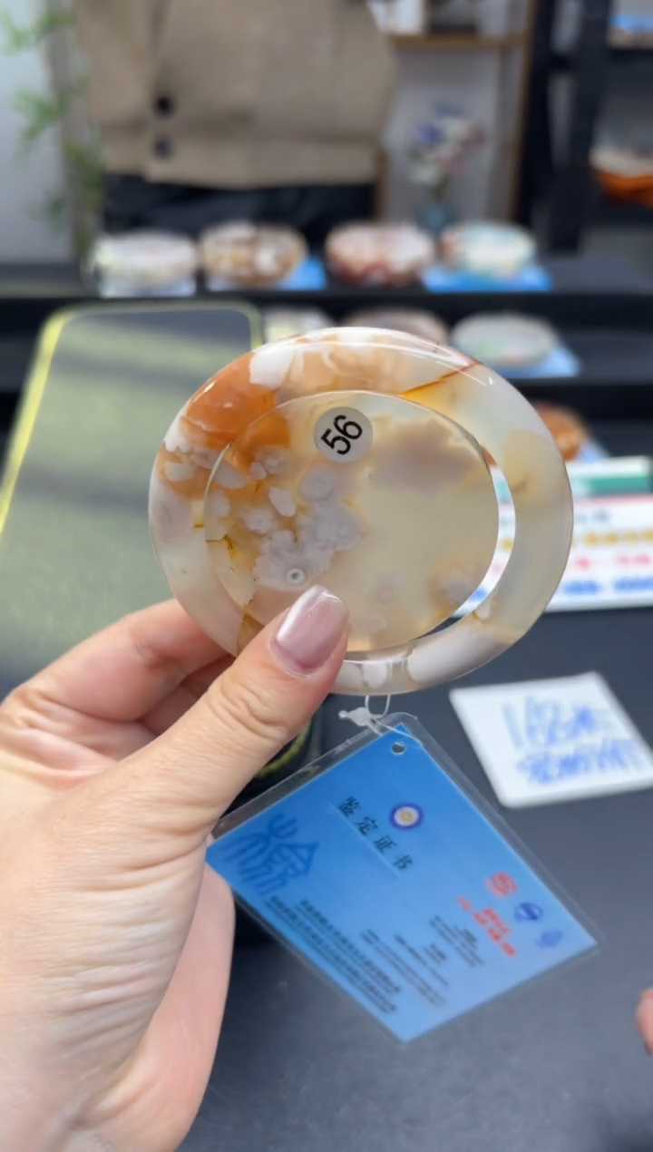 【闪购商品】石英质玉手镯未镶嵌C156(56圈赠送镯心)