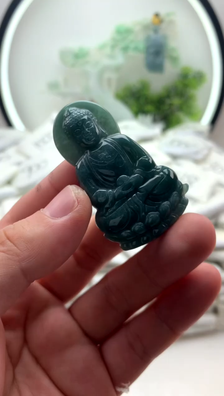 翡翠未镶嵌颈饰琪**.挂件