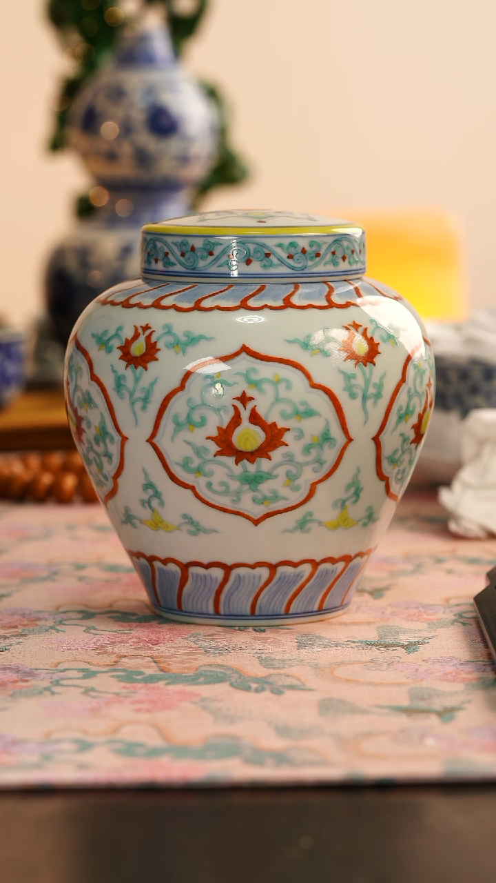 【闪购商品】仿成化斗彩天字罐