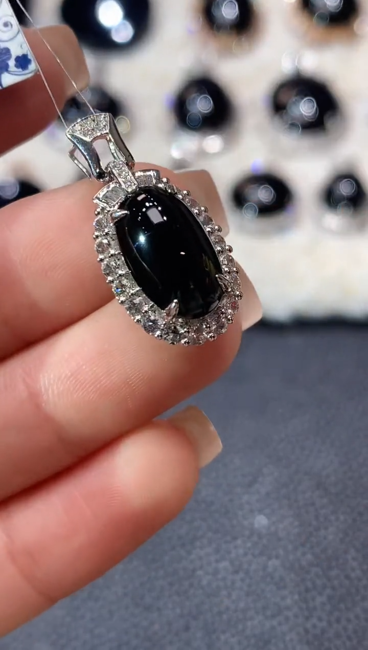 吊坠(不含链)18K金镶嵌翡翠D18