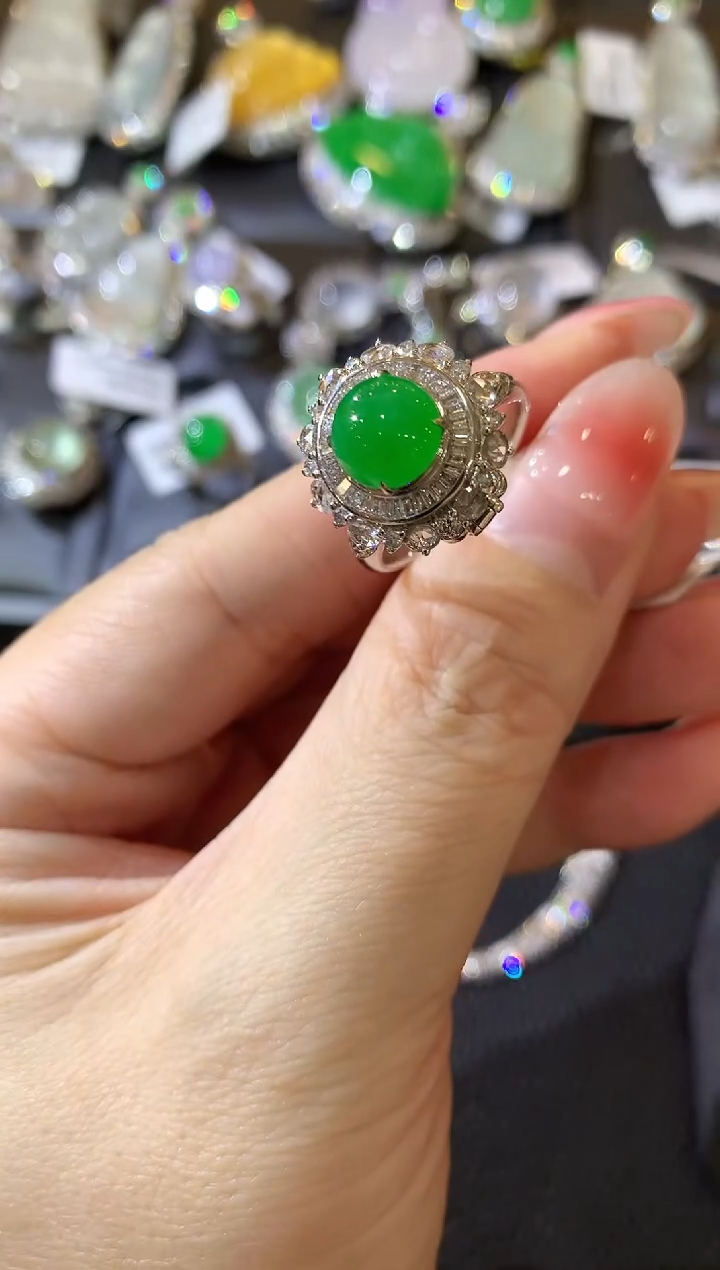 【闪购商品】翡翠戒指18K金镶嵌W82 翡翠