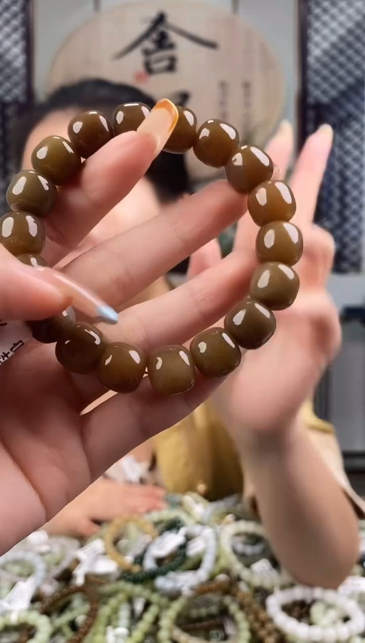 和田玉未镶嵌颈饰拍一发一