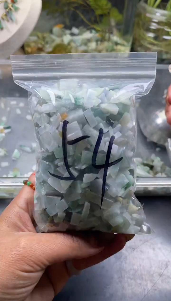 配石翡翠天然翡翠迷你500克54