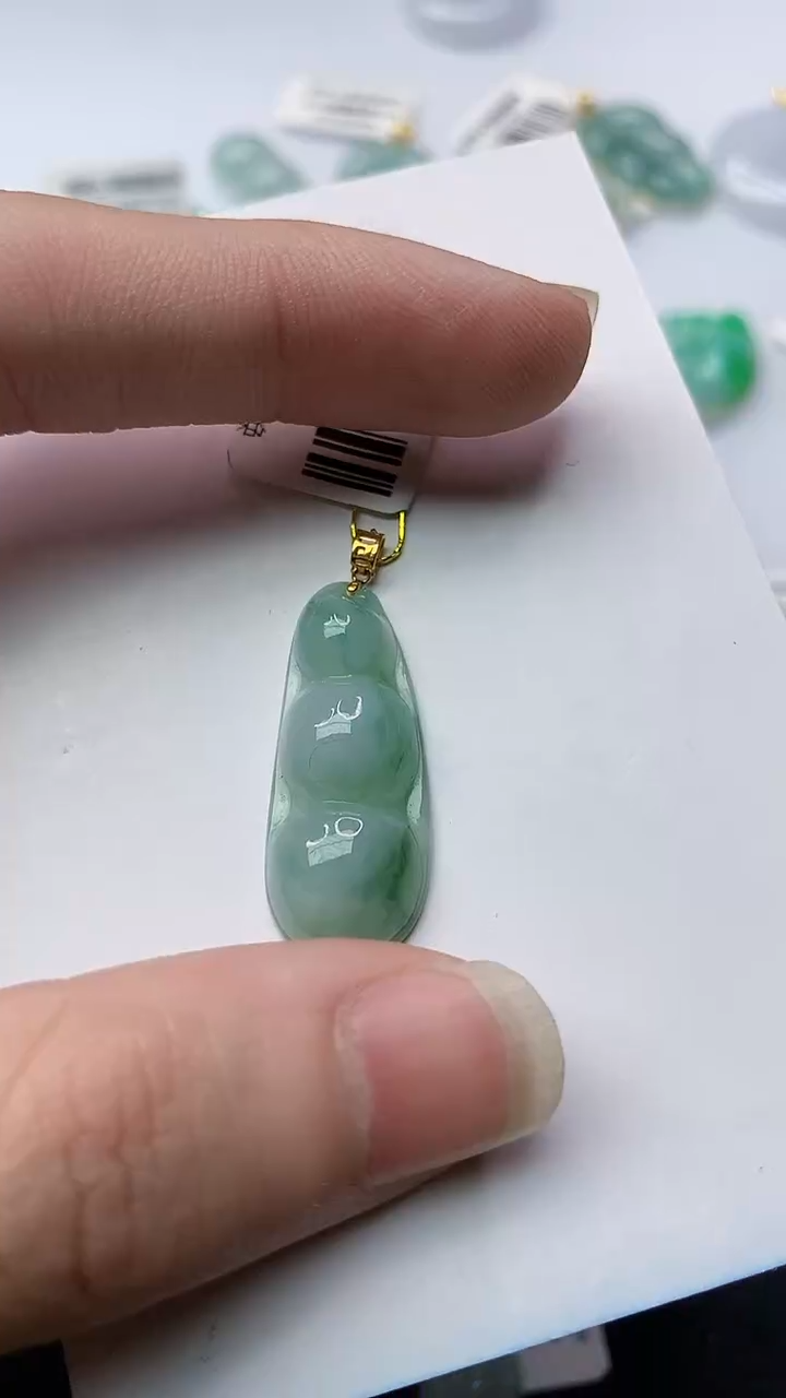 【闪购商品】翡翠颈饰18K金镶嵌15.........