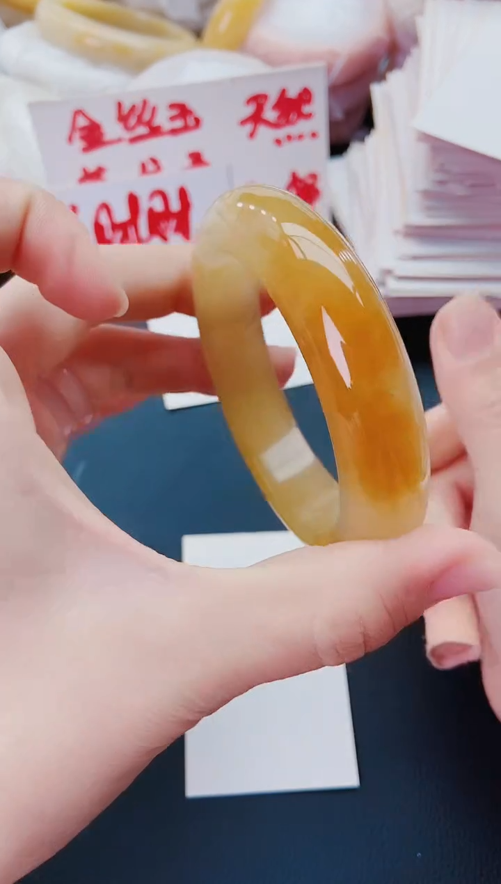 【闪购商品】石英质玉手镯未镶嵌M44-58-59