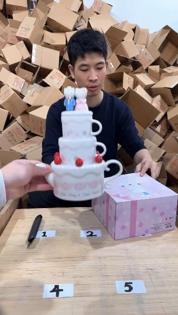 瓷片原盒kt猫结婚茶壶套组